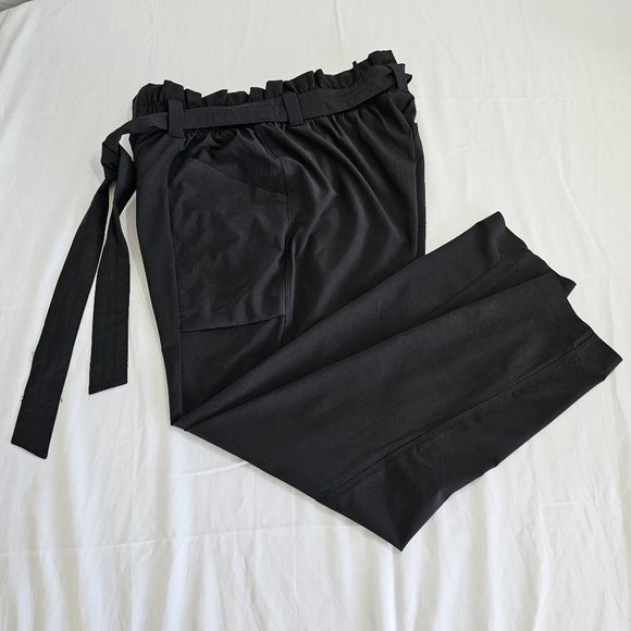 Athleta skyline paper bag waist pants size 2 petite black pants with Belt - Picture 2 of 14